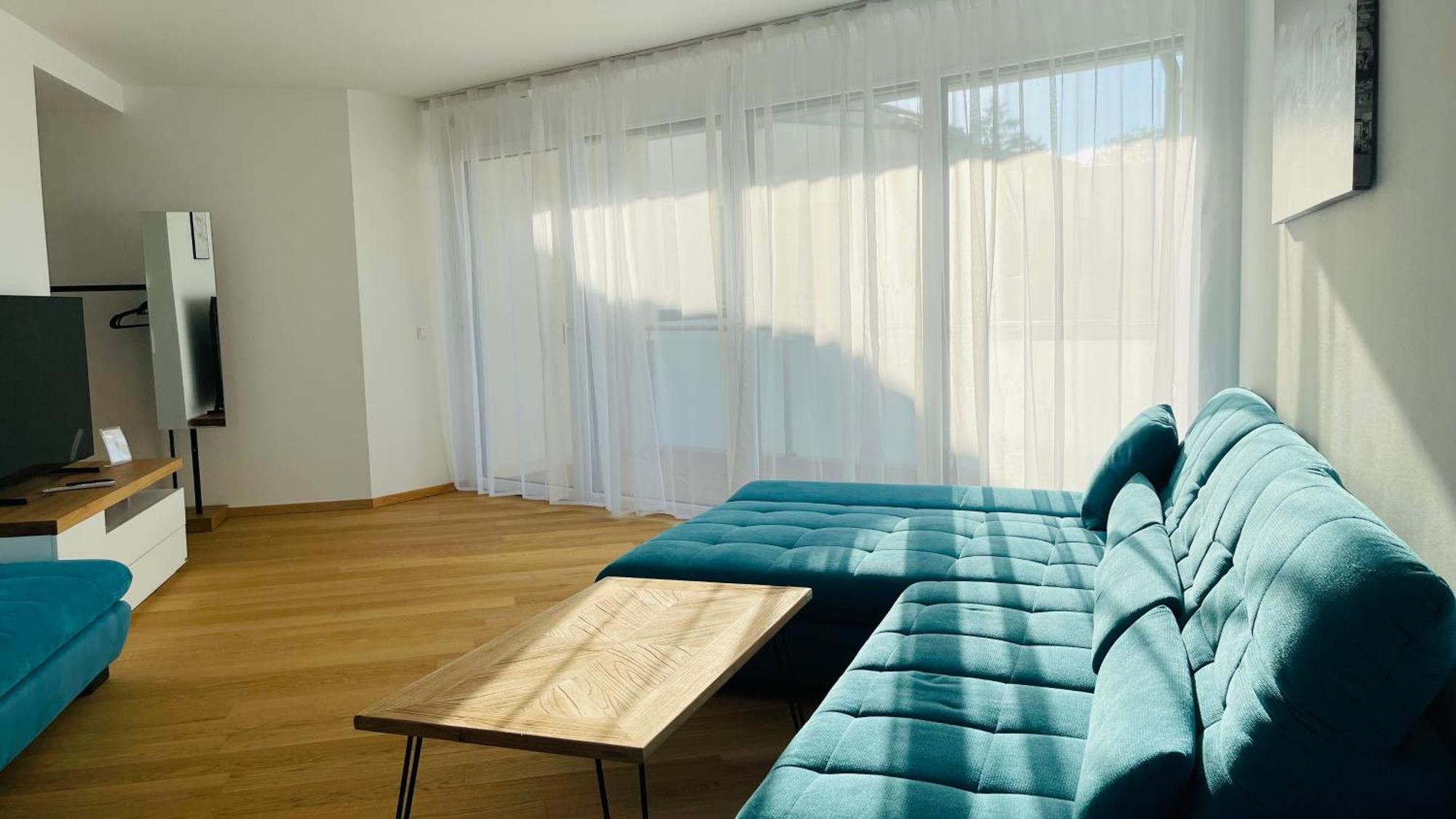 Spacious Penthouse - 4 For Up To 10 Guests - Contactless Check-in Apartament Viena
